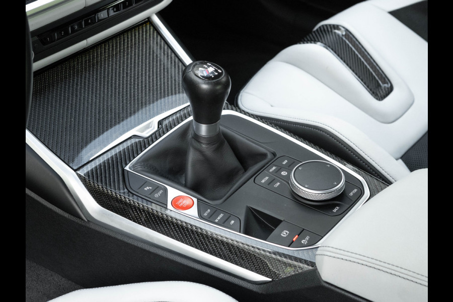 BMW 3 Serie M3 - Manual - Individual "Frozen Black" - Carbon Brakes - Bucket Seats BMW 3 Serie M3 - Manual - Individual "Frozen Black" - Carbon Brakes - Bucket Seats