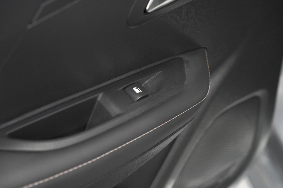 Peugeot 208 PureTech 100 Allure | 360 Camera | Adaptieve Cruise Control | Dodehoekdetectie