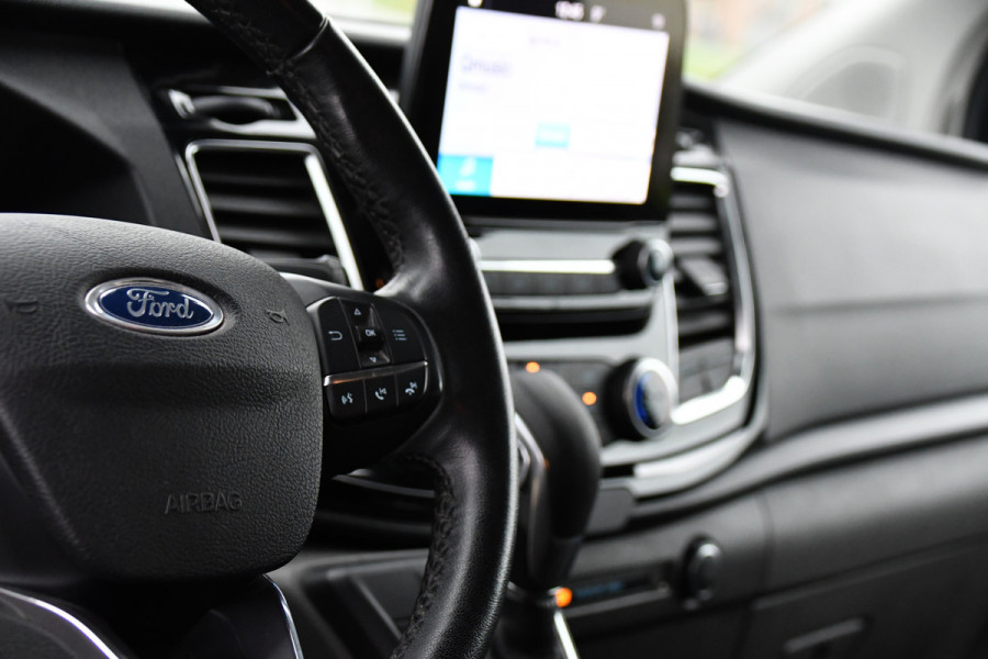 Ford Transit Custom 300 2.0 TDCI L2H1 Black Edition DC Limited Camera, Cruise, Carplay, Automaat, LED, Multimedia, Sensoren, 170PK, UNIEK! Ford Transit Custom 300 2.0 TDCI L2H1 Black Edition DC Limited Camera, Cruise, Carplay, Automaat, LED, Multimedia, Sensoren, 170PK, UNIEK!