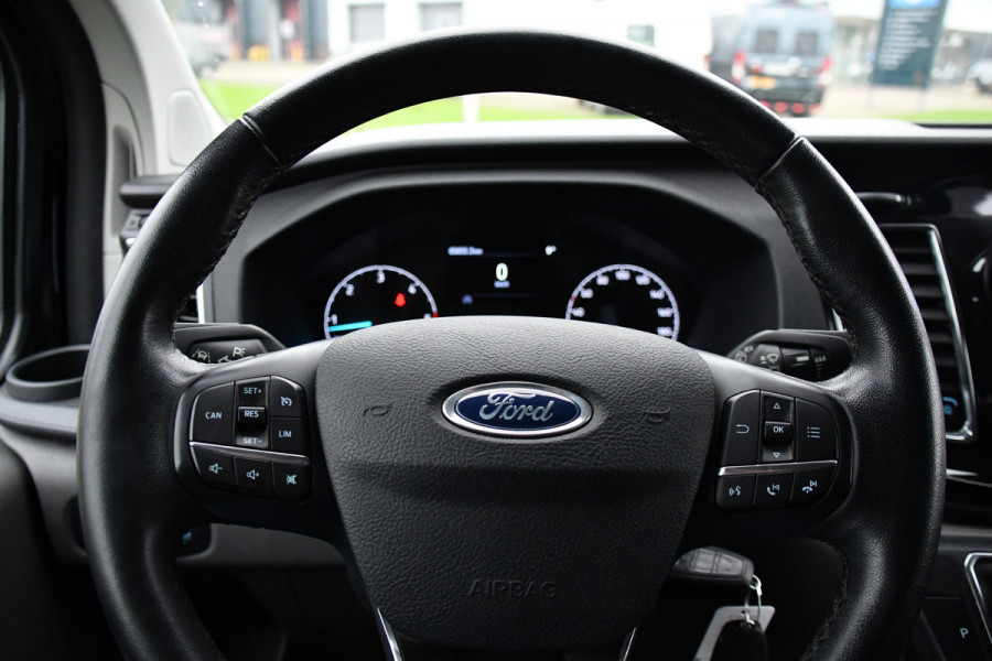 Ford Transit Custom 300 2.0 TDCI L2H1 Black Edition DC Limited Camera, Cruise, Carplay, Automaat, LED, Multimedia, Sensoren, 170PK, UNIEK! Ford Transit Custom 300 2.0 TDCI L2H1 Black Edition DC Limited Camera, Cruise, Carplay, Automaat, LED, Multimedia, Sensoren, 170PK, UNIEK!