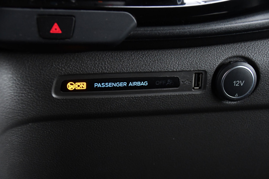 Ford Transit Custom 300 2.0 TDCI L2H1 Black Edition DC Limited Camera, Cruise, Carplay, Automaat, LED, Multimedia, Sensoren, 170PK, UNIEK! Ford Transit Custom 300 2.0 TDCI L2H1 Black Edition DC Limited Camera, Cruise, Carplay, Automaat, LED, Multimedia, Sensoren, 170PK, UNIEK!