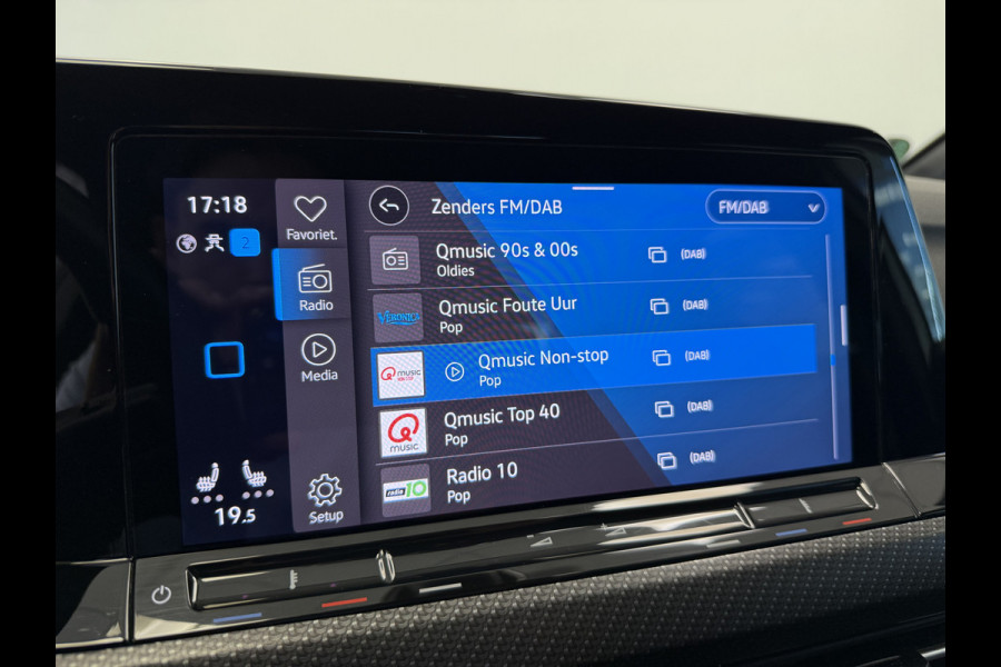 Volkswagen Golf 1.5 eTSI 3x R-Line Head-up IQ-light Adaptive-Cruise
