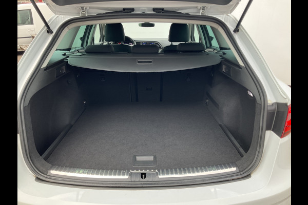 Seat León ST 1.5 TSI Xcellence Intense Automaat Virtual Stoelverw Carplay Adapt.Cruise Led Camera!