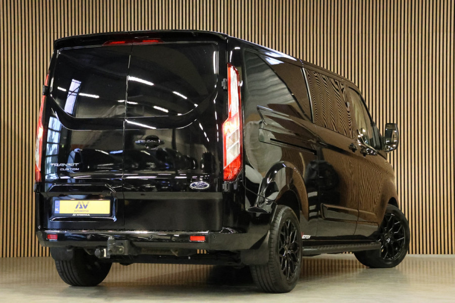 Ford Transit Custom 300 2.0 TDCI L2H1 170 PK Limited DC | CarPlay | Camera | Navigatie | L+R Schuifdeur | BLIS | Stoelverwarming | Trekhaak | DAB | PDC V+A | MF Stuur | Dubbel Cabine | 5-Zitter | Nieuwe APK | Dealer onderhouden