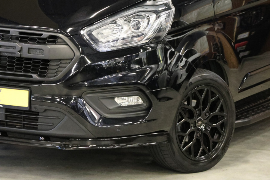 Ford Transit Custom 300 2.0 TDCI L2H1 170 PK Limited DC | CarPlay | Camera | Navigatie | L+R Schuifdeur | BLIS | Stoelverwarming | Trekhaak | DAB | PDC V+A | MF Stuur | Dubbel Cabine | 5-Zitter | Nieuwe APK | Dealer onderhouden