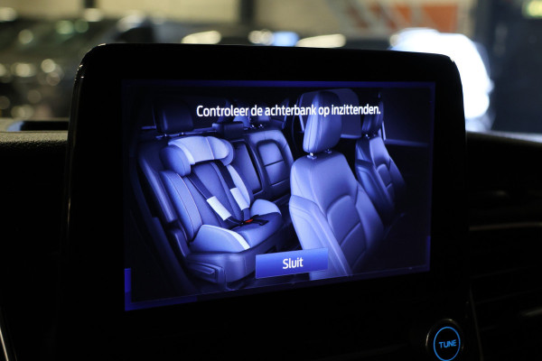 Ford Transit Custom 300 2.0 TDCI L2H1 170 PK Limited DC | CarPlay | Camera | Navigatie | L+R Schuifdeur | BLIS | Stoelverwarming | Trekhaak | DAB | PDC V+A | MF Stuur | Dubbel Cabine | 5-Zitter | Nieuwe APK | Dealer onderhouden