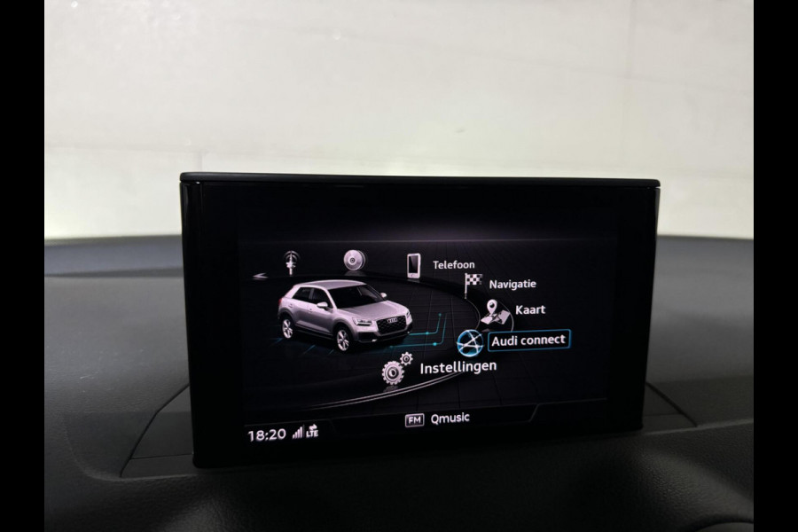 Audi Q2 30 TFSI S-Line Black Edition DSG Navi Cruise Sfeer NAP Audi Q2 30 TFSI S-Line Black Edition DSG Navi Cruise Sfeer NAP