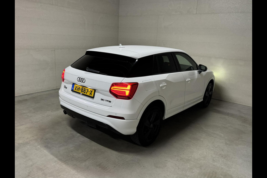 Audi Q2 30 TFSI S-Line Black Edition DSG Navi Cruise Sfeer NAP Audi Q2 30 TFSI S-Line Black Edition DSG Navi Cruise Sfeer NAP