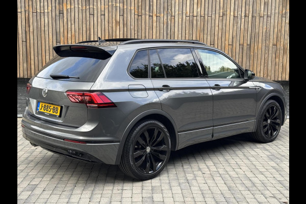 Volkswagen Tiguan 1.5 TSI R-line Automaat | Panoramadak | LED verlichting | Adaptieve cruise control | Black style | Adaptief demping systeem | St