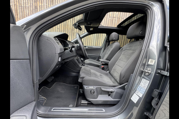 Volkswagen Tiguan 1.5 TSI R-line Automaat | Panoramadak | LED verlichting | Adaptieve cruise control | Black style | Adaptief demping systeem | St