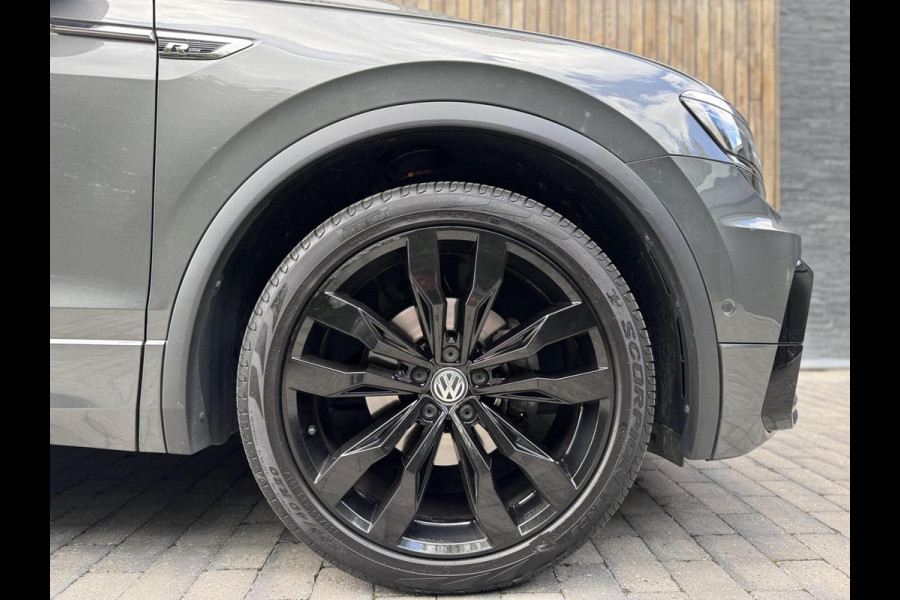 Volkswagen Tiguan 1.5 TSI R-line Automaat | Panoramadak | LED verlichting | Adaptieve cruise control | Black style | Adaptief demping systeem | St