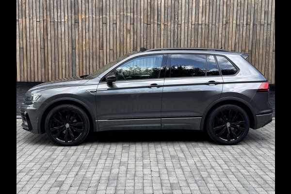 Volkswagen Tiguan 1.5 TSI R-line Automaat | Panoramadak | LED verlichting | Adaptieve cruise control | Black style | Adaptief demping systeem | St