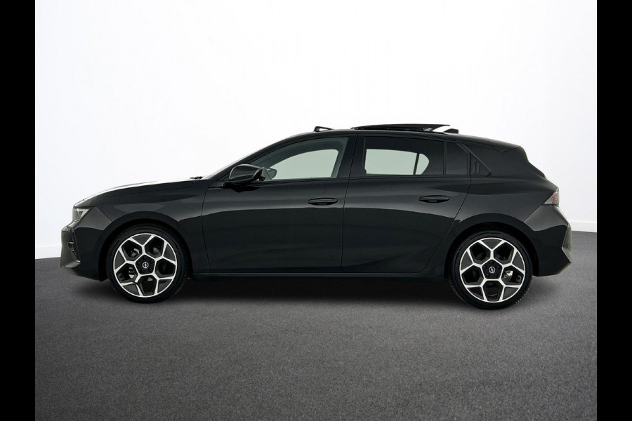 Opel Astra 1.2 Turbo Ultimate Automaat | Panorama schuif/kanteldak | Apple Carplay / Andoid Auto | Leder | Navigatie | Stoel/stuur verwarming | 360 camera | LED |