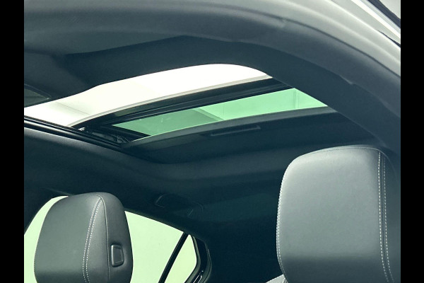 Opel Astra 1.2 Turbo Ultimate Automaat | Panorama schuif/kanteldak | Apple Carplay / Andoid Auto | Leder | Navigatie | Stoel/stuur verwarming | 360 camera | LED |