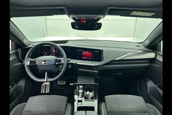 Opel Astra 1.2 Turbo Ultimate Automaat | Panorama schuif/kanteldak | Apple Carplay / Andoid Auto | Leder | Navigatie | Stoel/stuur verwarming | 360 camera | LED |
