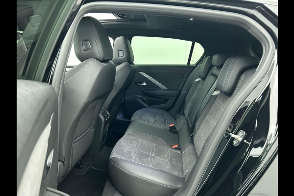 Opel Astra 1.2 Turbo Ultimate Automaat | Panorama schuif/kanteldak | Apple Carplay / Andoid Auto | Leder | Navigatie | Stoel/stuur verwarming | 360 camera | LED |