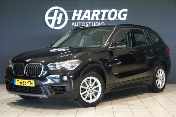 BMW X1 sDrive18i High Executive + SENSOREN / STOELVERWARMING / NAVIGATIE BMW X1 sDrive18i High Executive + SENSOREN / STOELVERWARMING / NAVIGATIE
