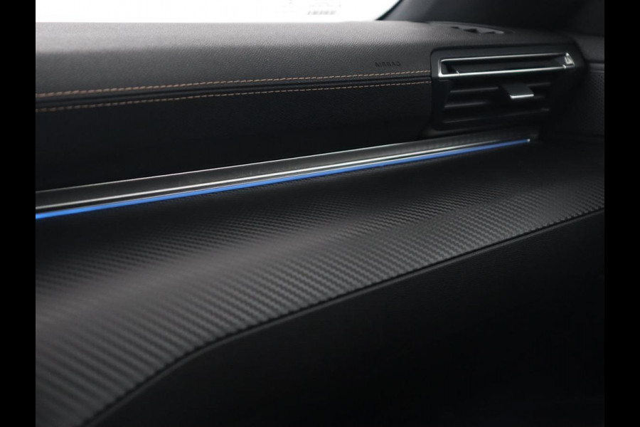 Peugeot 508 1.6 HYbrid 225 GT | Trekhaak | Stoelverwarming | Adaptive cruise | Carplay | Sfeerverlichting | Half leder | Navigatie | Camera | Keyess | PHEV | Plug In
