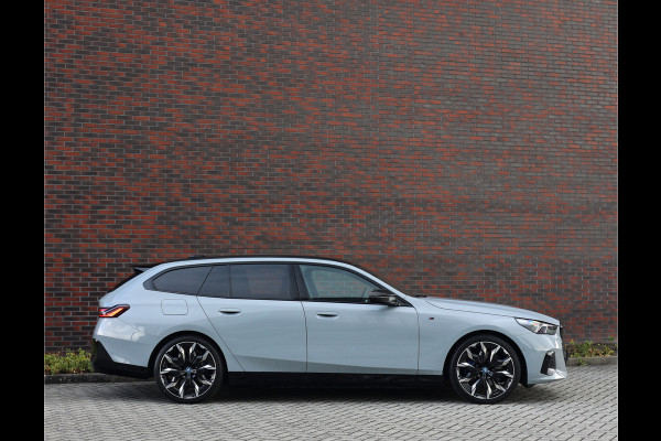 BMW 5 Serie Touring 550e xDrive | Brooklyn - M Sport Pro