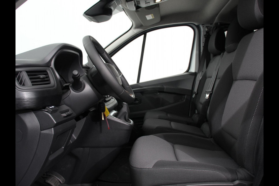 Renault Trafic 2.0 Blue dC1 150 EDC T30 L2H1 Advance Dubbele cabine Navigatie Airco Lichtmetalen velgen Betimmering Trekhaak Camera Parkeer sensoren Dab Renault Trafic 2.0 Blue dC1 150 EDC T30 L2H1 Advance Dubbele cabine Navigatie Airco Lichtmetalen velgen Betimmering Trekhaak Camera Parkeer sensoren Dab