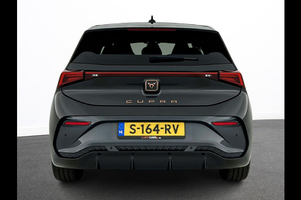 CUPRA Born Essential 62 kWh Airco ECC Navi Carplay Adaptive Cruise Control Ambient Light PDC VA + Camera