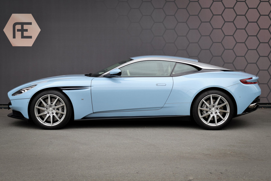 Aston Martin DB11 5.2 V12 STOELVERWARMING & VERKOELING | ELEKTRISCHE STOELEN | DEALER ONDERHOUDEN |