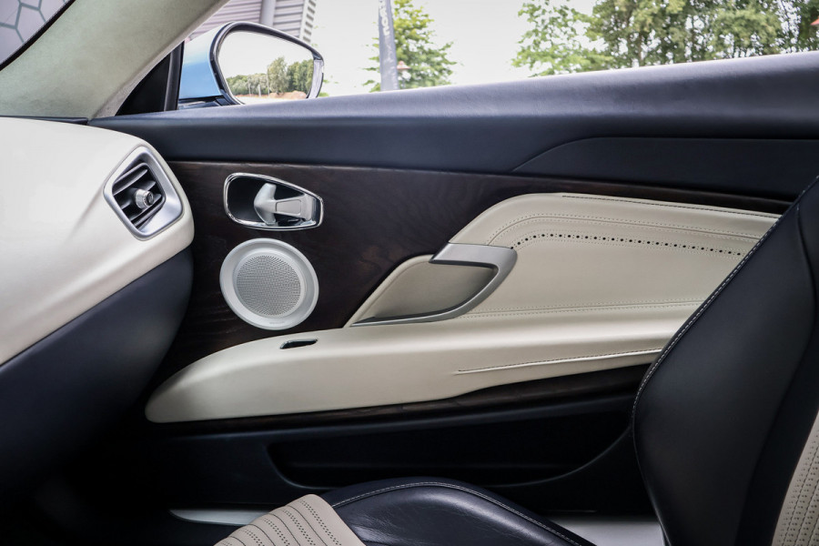 Aston Martin DB11 5.2 V12 STOELVERWARMING & VERKOELING | ELEKTRISCHE STOELEN | DEALER ONDERHOUDEN |