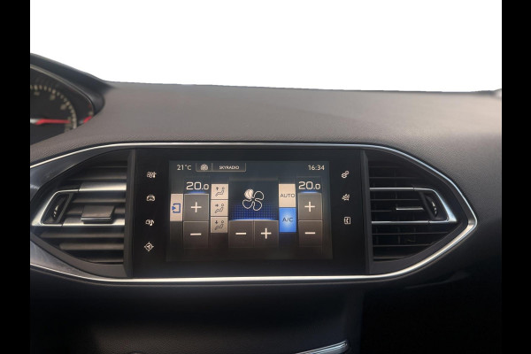Peugeot 308 SW 1.2 PureTech Blue Lease Premium 131PK|Trekhaak Navi Clima Pano Cruise Camera Pdc v+a distrubutie riem vervangen