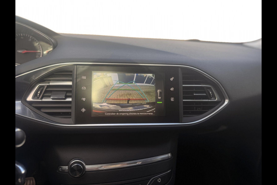 Peugeot 308 SW 1.2 PureTech Blue Lease Premium 131PK|Trekhaak Navi Clima Pano Cruise Camera Pdc v+a distrubutie riem vervangen