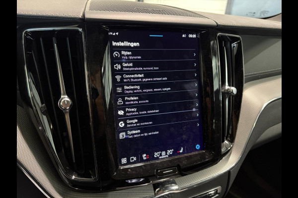 Volvo XC60 T8 Aut. Ultra Dark ACC Stoelverwarming 360Camera 455pk