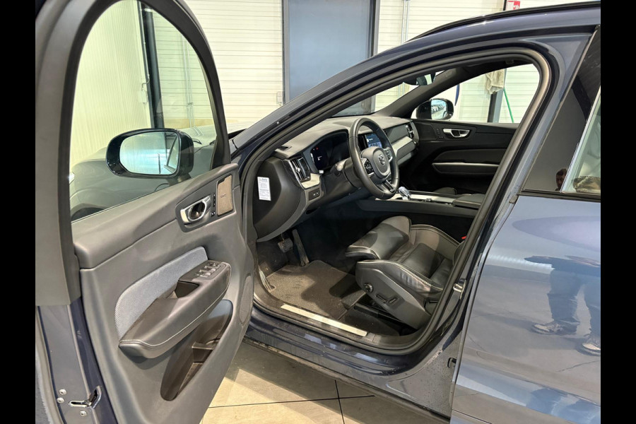 Volvo XC60 T8 Aut. Ultra Dark ACC Stoelverwarming 360Camera 455pk