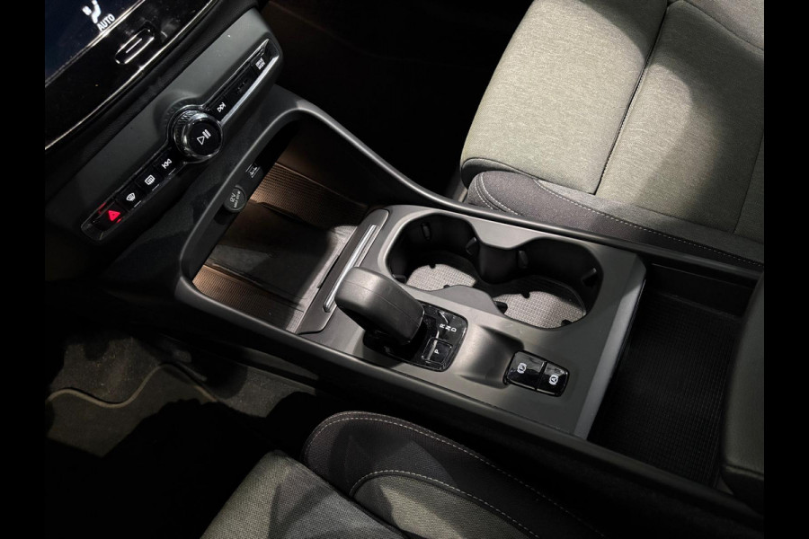 Volvo XC40 T4 Aut. Plug-in Hybrid Core Bright Parkeercamera 211pk