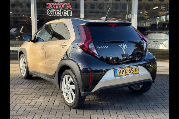 Toyota Aygo X 1.0 VVT-i Automaat Pulse Bi-Tone | Trekhaak, Lichtmetalen velgen, Privacy glass, Parkeercamera, Apple CarPlay/Android auto