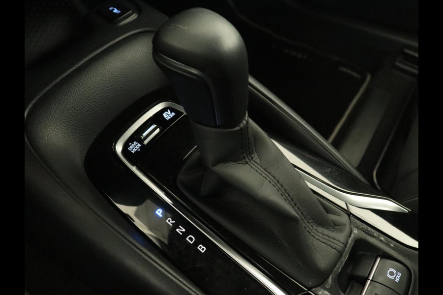 Toyota Corolla 1.8 Hybrid Business Intro | Stoel & stuurverwarming | Camera | Adaptive cruise | Full LED | Keyless | Climate control