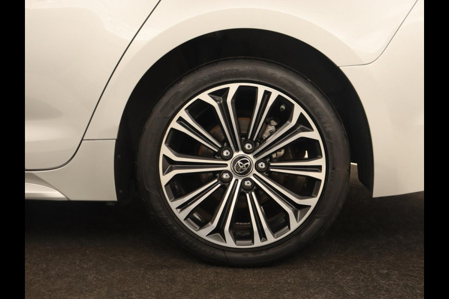 Toyota Corolla 1.8 Hybrid Business Intro | Stoel & stuurverwarming | Camera | Adaptive cruise | Full LED | Keyless | Climate control