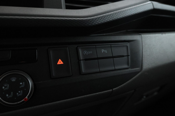 Volkswagen Transporter 2.0 TDI L1H1 26 Volleder, Dubbel cabine, Navigatie Volkswagen Transporter 2.0 TDI L1H1 26 Volleder, Dubbel cabine, Navigatie
