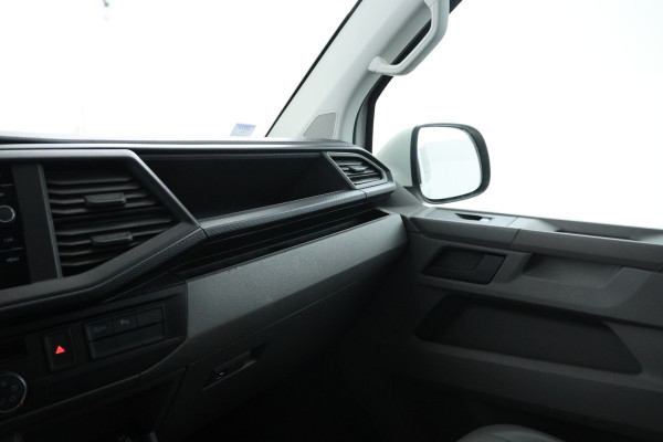 Volkswagen Transporter 2.0 TDI L1H1 26 Volleder, Dubbel cabine, Navigatie Volkswagen Transporter 2.0 TDI L1H1 26 Volleder, Dubbel cabine, Navigatie