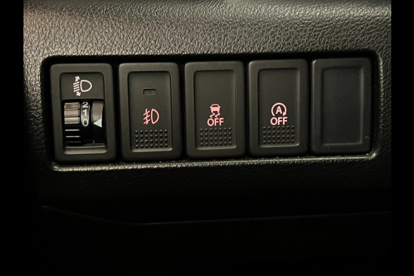 Suzuki Vitara 1.6 Exclusive / NL-auto / Navi / Trekhaak / Stoelverwarming