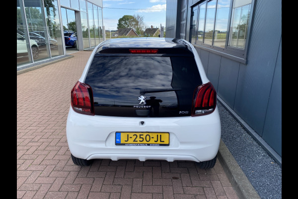 Peugeot 108 1.0 e-VTi Allure Pack City Style 5-drs. CAMERA/CARPLAY/CLIMA/DAB/LIMITER/15INCH Peugeot 108 1.0 e-VTi Allure Pack City Style 5-drs. CAMERA/CARPLAY/CLIMA/DAB/LIMITER/15INCH