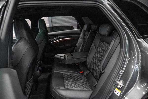 Audi e-tron S quattro 95 kWh *Bang & Olufsen / Panorama / Surround-View / Memory / ACC*