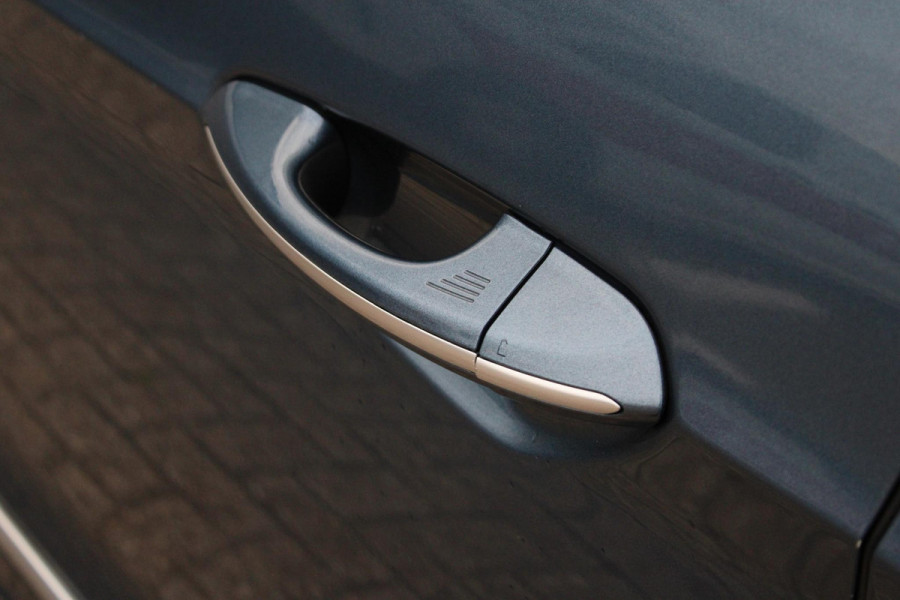 Ford S-Max 2.5 FHEV Vignale 5P 190pk | Full LED | SYNC 3 Navigatie | Vol Leder | Stoelverwarming | 1.750 Trekgewicht