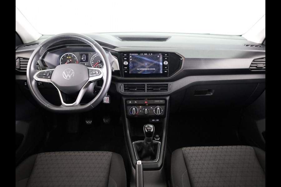 Volkswagen T-Cross 1.0 TSI Life 95 pk | Verlengde garantie | Navigatie | Trekhaak (afneembaar) | Parkeersensoren | Adaptieve cruise control |