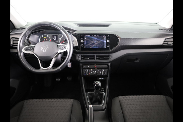 Volkswagen T-Cross 1.0 TSI Life 95 pk | Verlengde garantie | Navigatie | Trekhaak (afneembaar) | Parkeersensoren | Adaptieve cruise control |