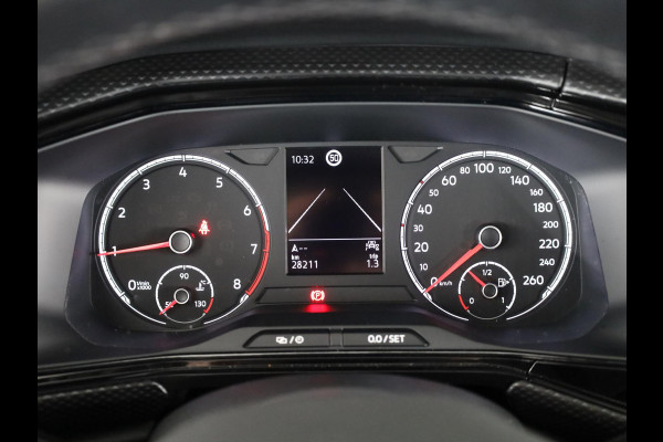 Volkswagen T-Cross 1.0 TSI Life 95 pk | Verlengde garantie | Navigatie | Trekhaak (afneembaar) | Parkeersensoren | Adaptieve cruise control |