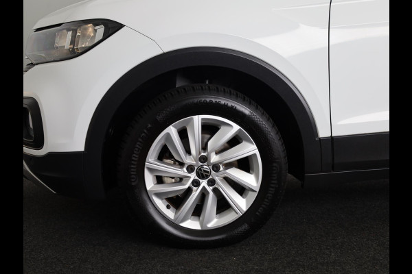 Volkswagen T-Cross 1.0 TSI Life 95 pk | Verlengde garantie | Navigatie | Trekhaak (afneembaar) | Parkeersensoren | Adaptieve cruise control |
