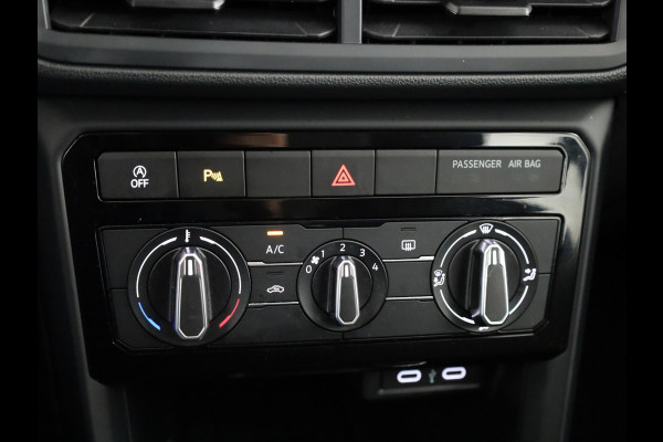 Volkswagen T-Cross 1.0 TSI Life 95 pk | Verlengde garantie | Navigatie | Trekhaak (afneembaar) | Parkeersensoren | Adaptieve cruise control |