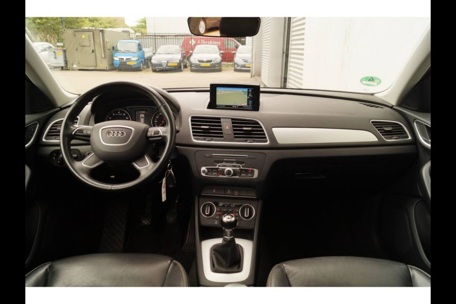 Audi Q3 1.4 TFSI CoD 150pk Adrenalin -LEER-NAVI-PANO-