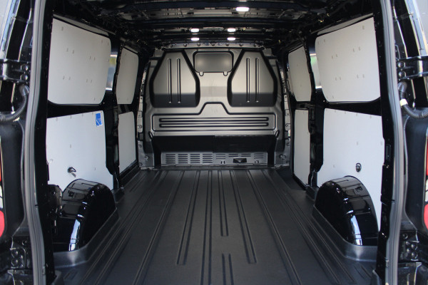 Ford Transit Custom 320 2.0 TDCI L2H1 Limited 170pk - ACC - Verwarmd stuur - 70l tank - Blind spot - Navigatie - Camera - Draadloos laden - Rijklaar