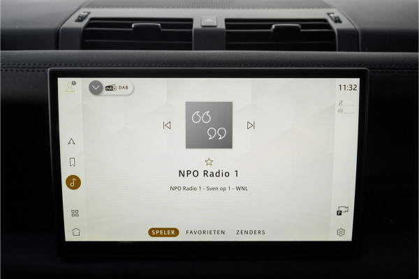 Land Rover Defender 110 2.0 P300e 110 X-Dynamic SE Pano ACC 360° Memory Seats