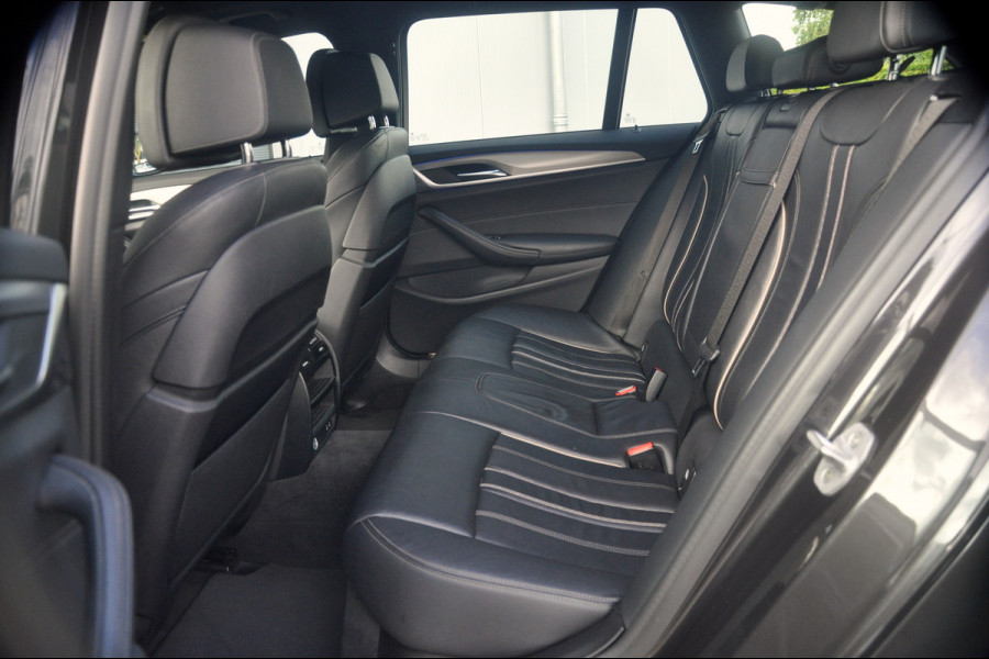 BMW 5 Serie Touring 518d High Executive Edition Automaat | M-Sport | Panoramadak | Comfortstoelen
